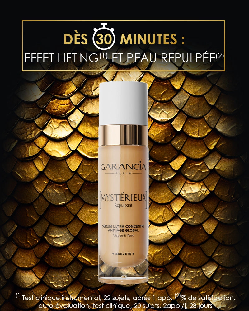 Flacon du sérum ultra concentré Mystérieux Repulpant de Garancia posé sur un fond d'écailles dorées. Le visuel annonce un effet lifting et une peau repulpée dès 30 minutes, avec des résultats basés sur des tests cliniques.