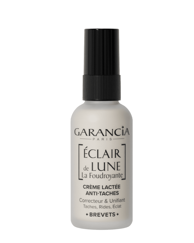 Flacon pompe de la Crème Lactée Anti-Taches Éclair de Lune La Foudroyante de Garancia. Soin correcteur et unifiant pour les taches, les rides et l'éclat.